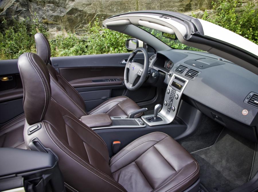  Volvo C70 T5 2009 года  (фото 6 из 45)